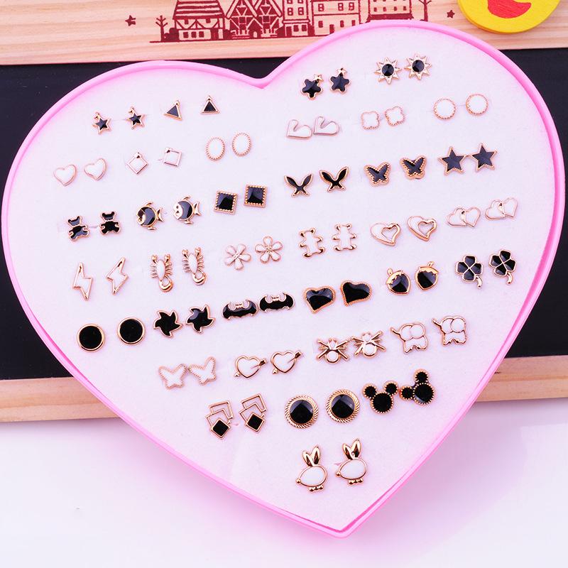 1 комплект симпатичных изысканных разноцветных мультяшных гипоаллергенных пластиковых сережек-гвоздиков